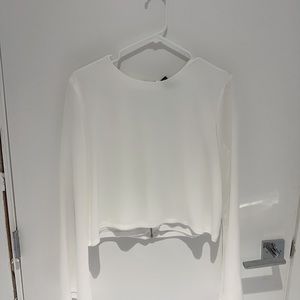 Long sleeve crop top